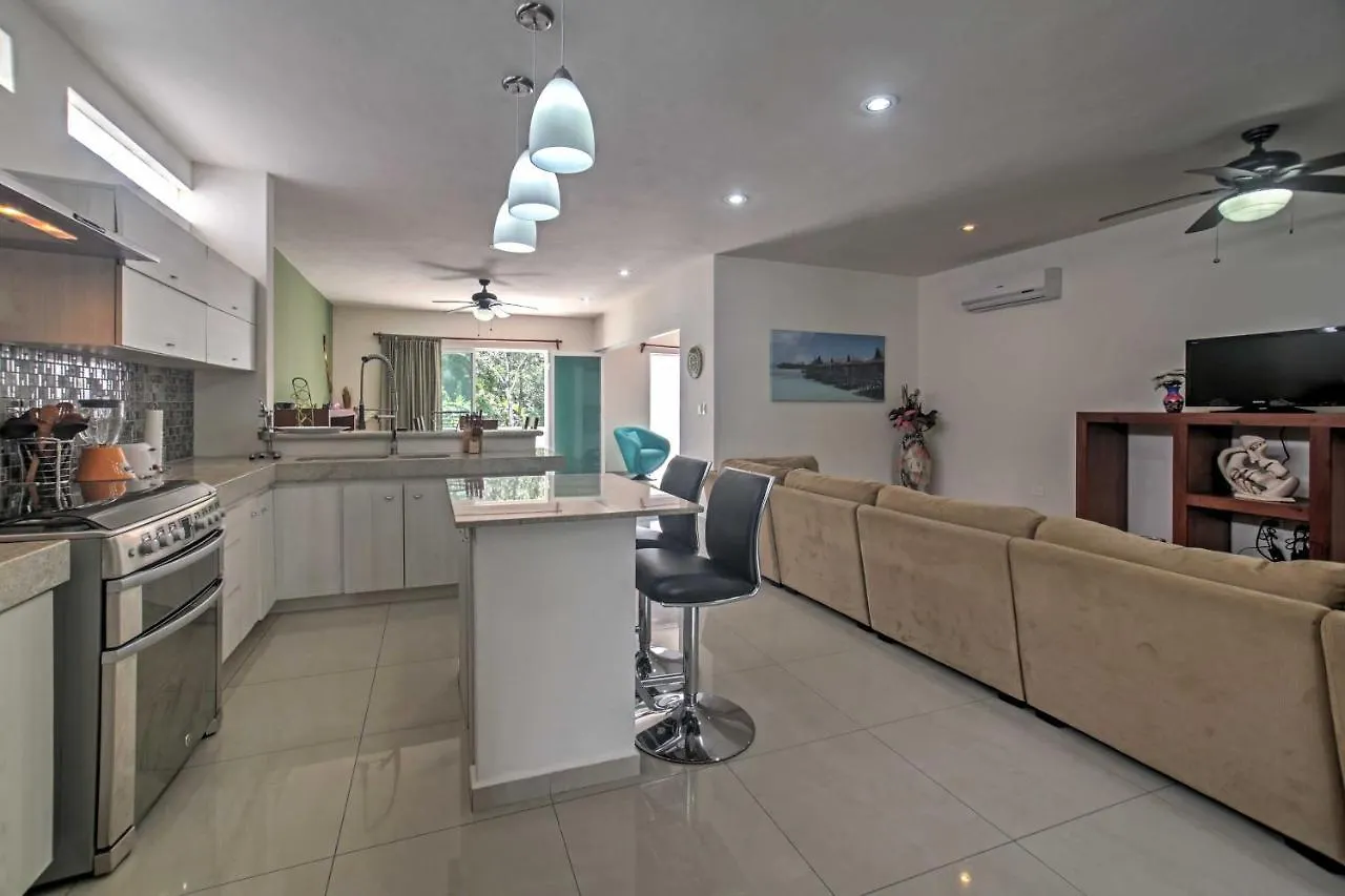Casa Esmeralda With Pool Access And Furnished Patio! Тулум Вилла