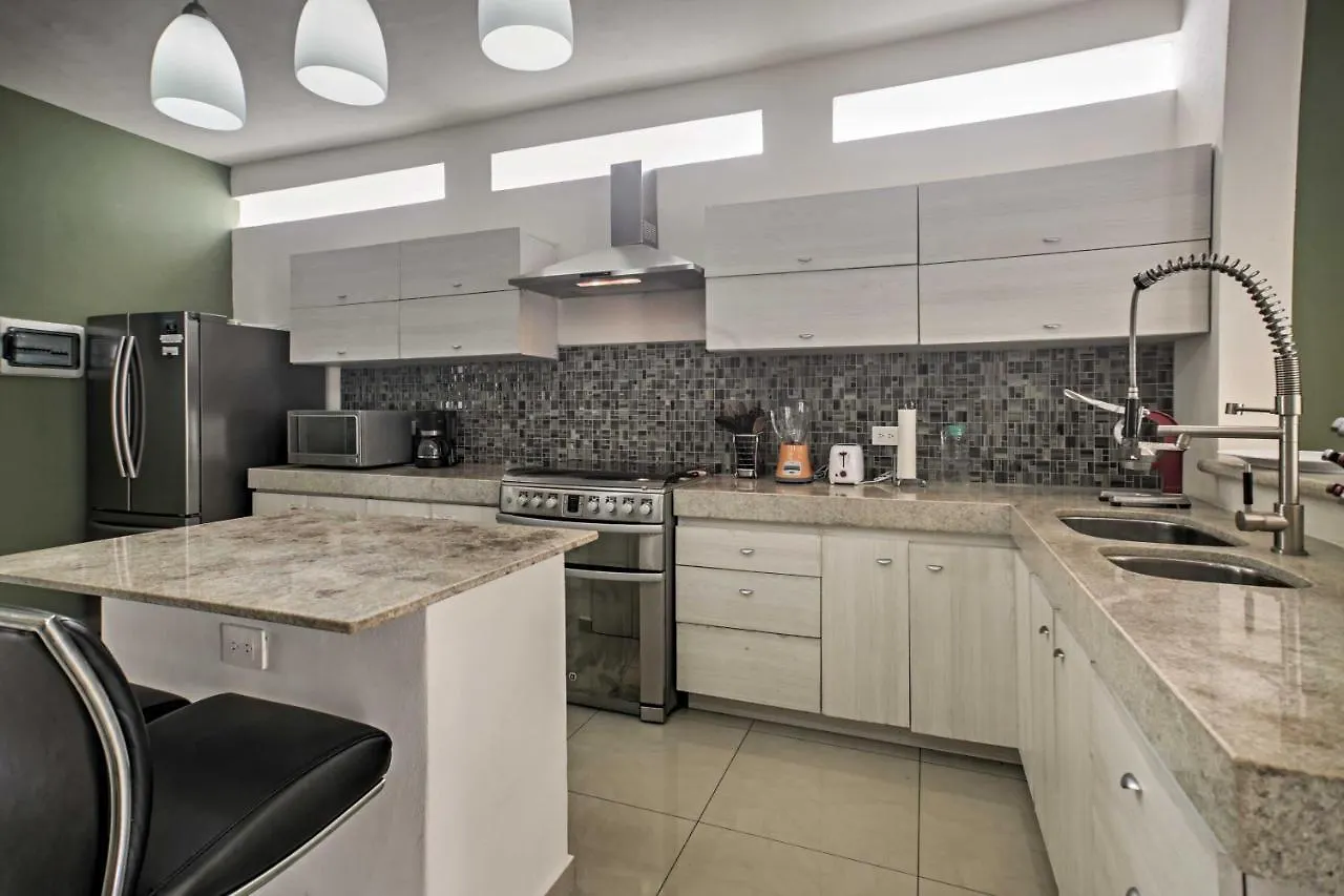 Вилла Casa Esmeralda With Pool Access And Furnished Patio! Тулум Мексика