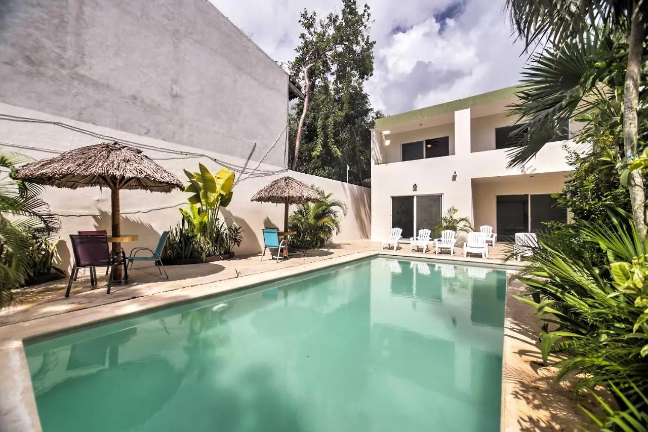 Вилла Casa Esmeralda With Pool Access And Furnished Patio! Тулум
